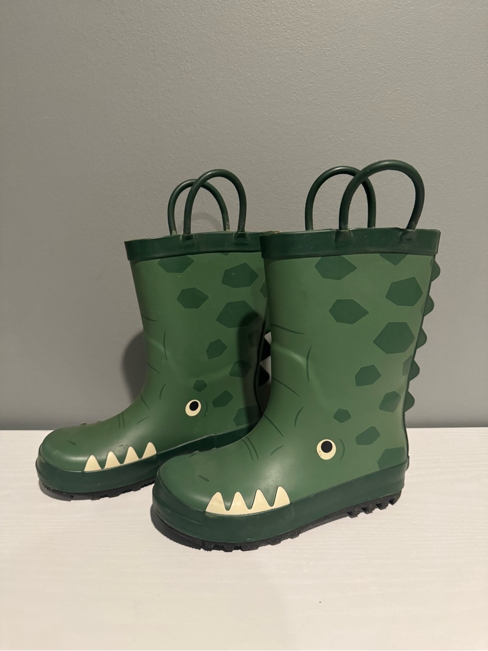 Target Toddler Dinosaur Rain Boots Size 9 Green Dino Pull-On Handles 077035734